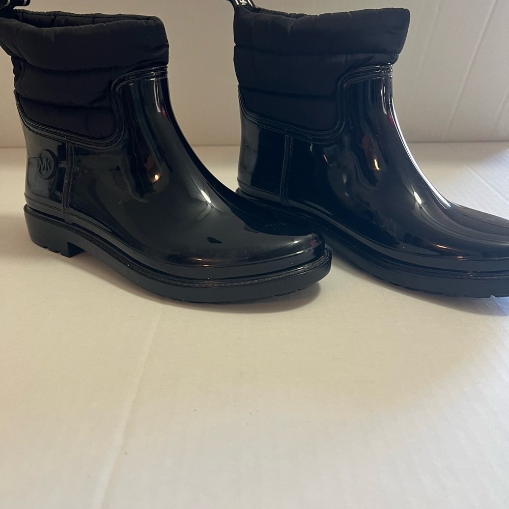 MICHAEL KORS Blakely Rain Boots - Picture 4 of 8
